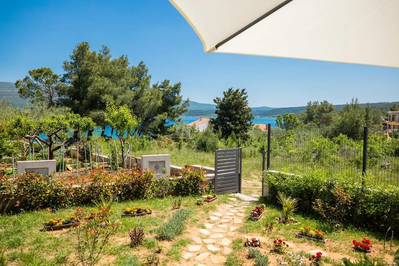 Apartmani Lelu Pridraga 0*,  Croatia