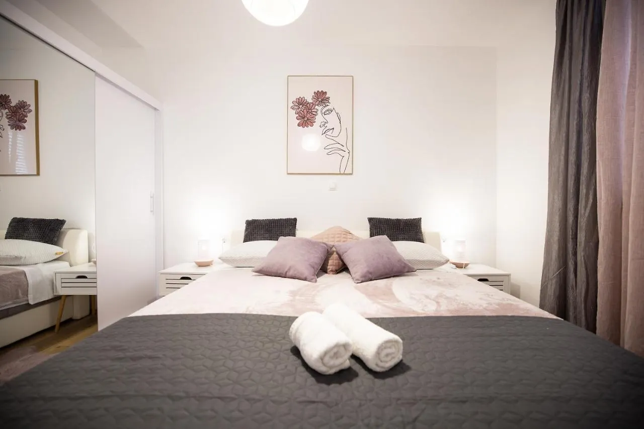 Apartmani Lelu Pridraga