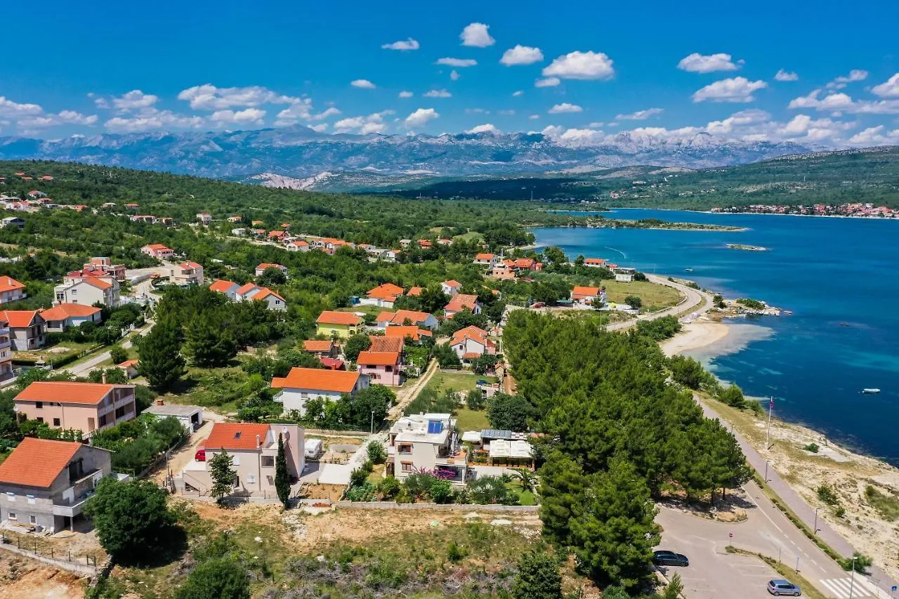 Apartment Apartmani Lelu Pridraga Croatia