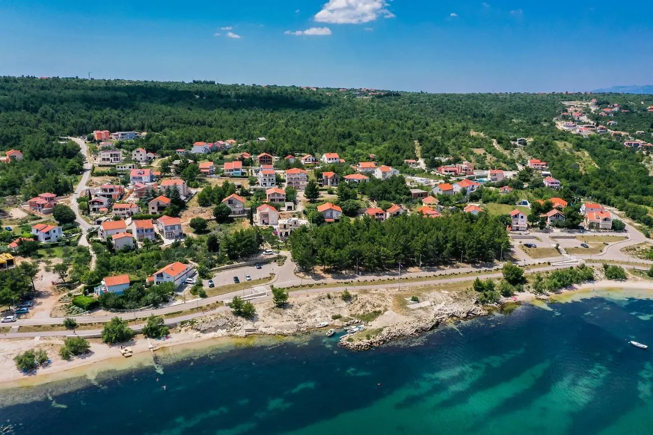 Apartmani Lelu Pridraga