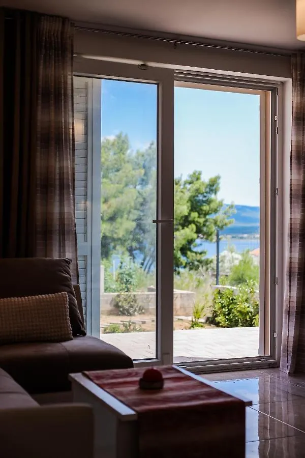 Apartmani Lelu Pridraga