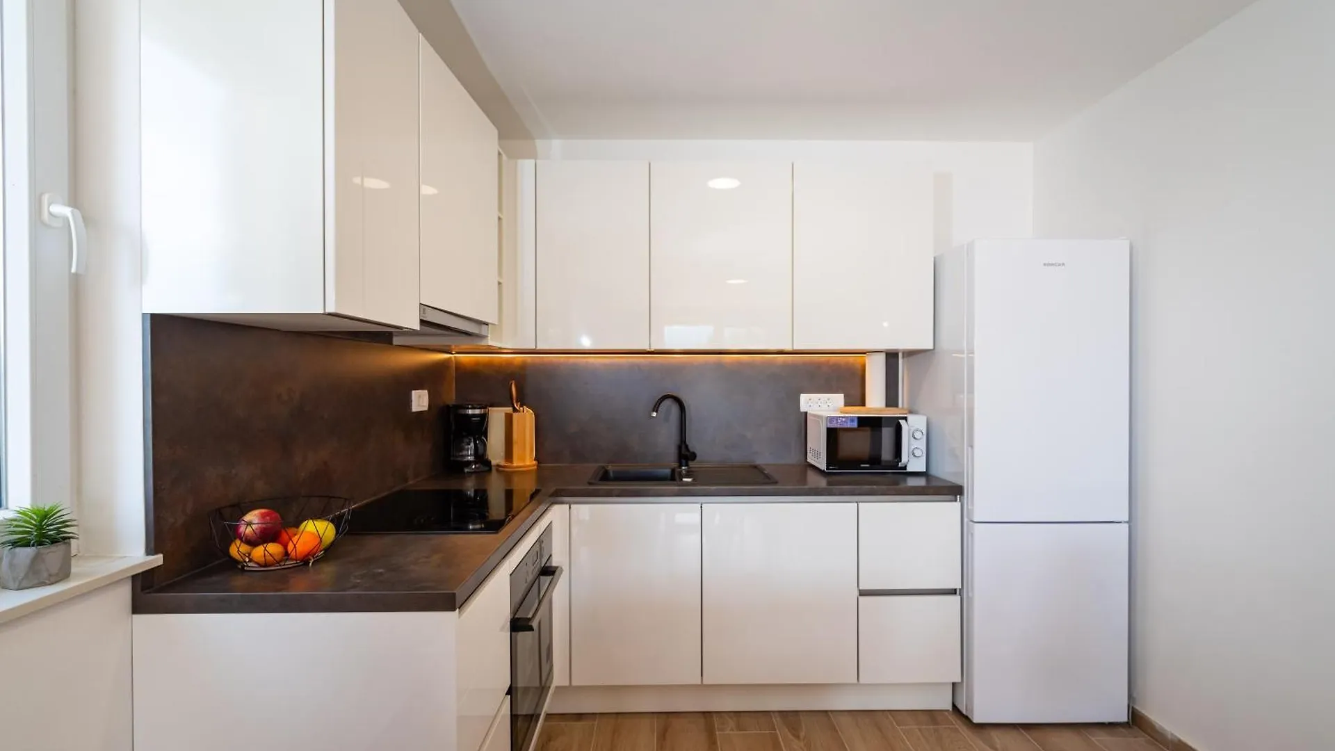 Apartmani Lelu Pridraga Apartment