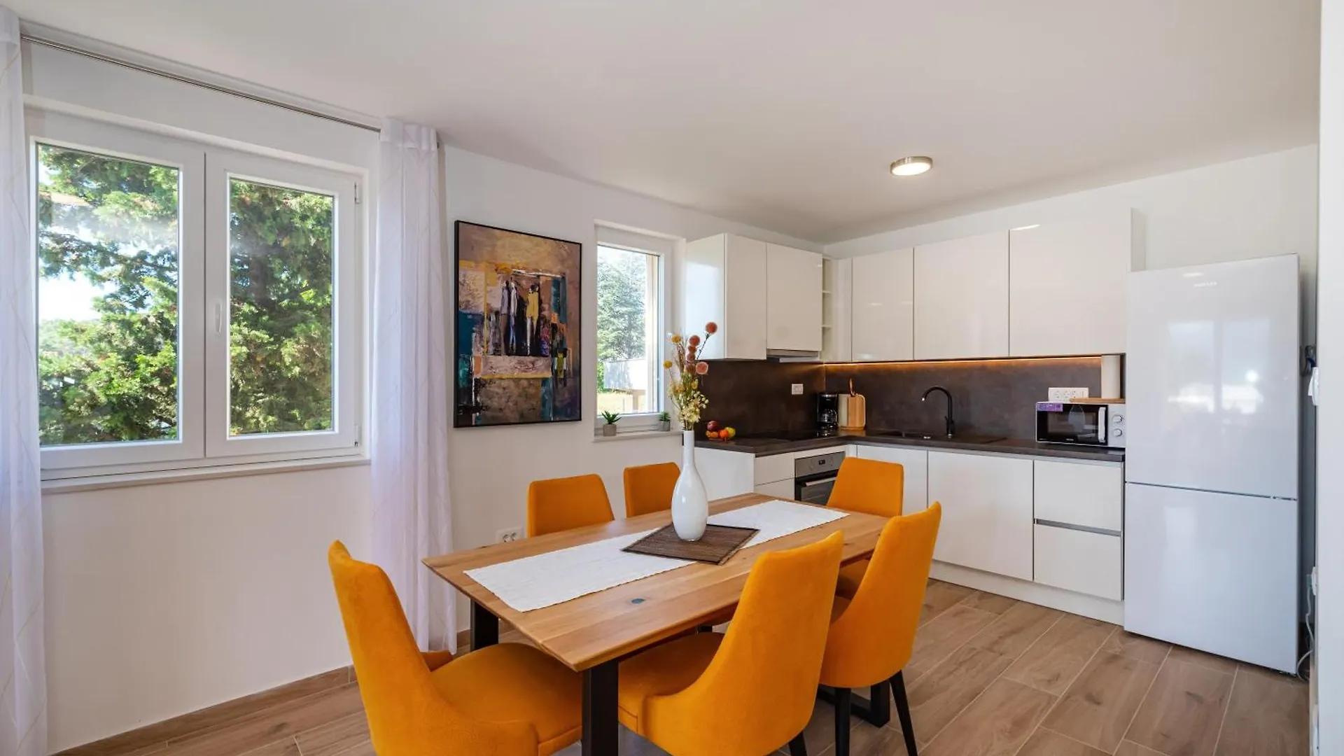 Apartmani Lelu Pridraga