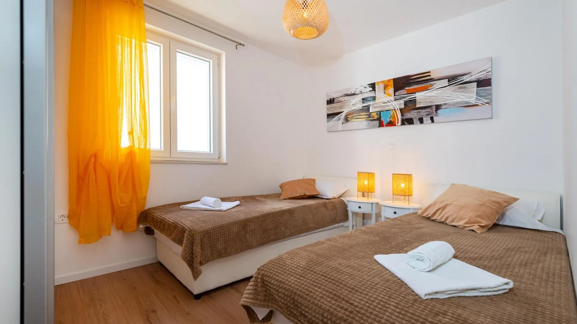 Apartmani Lelu Pridraga