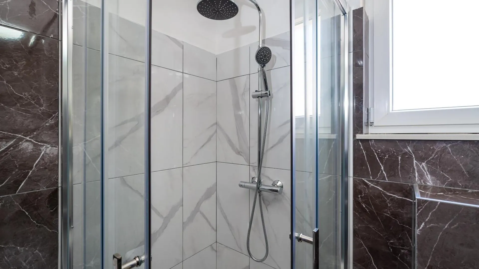 Apartmani Lelu Pridraga Apartment