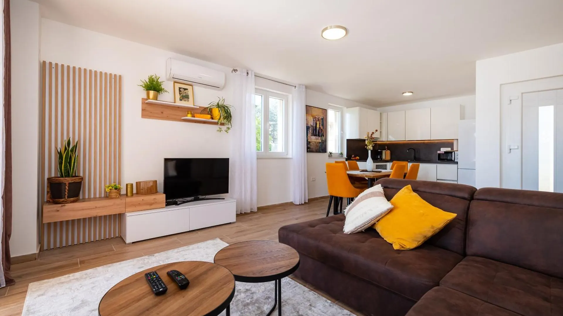 Apartment Apartmani Lelu Pridraga